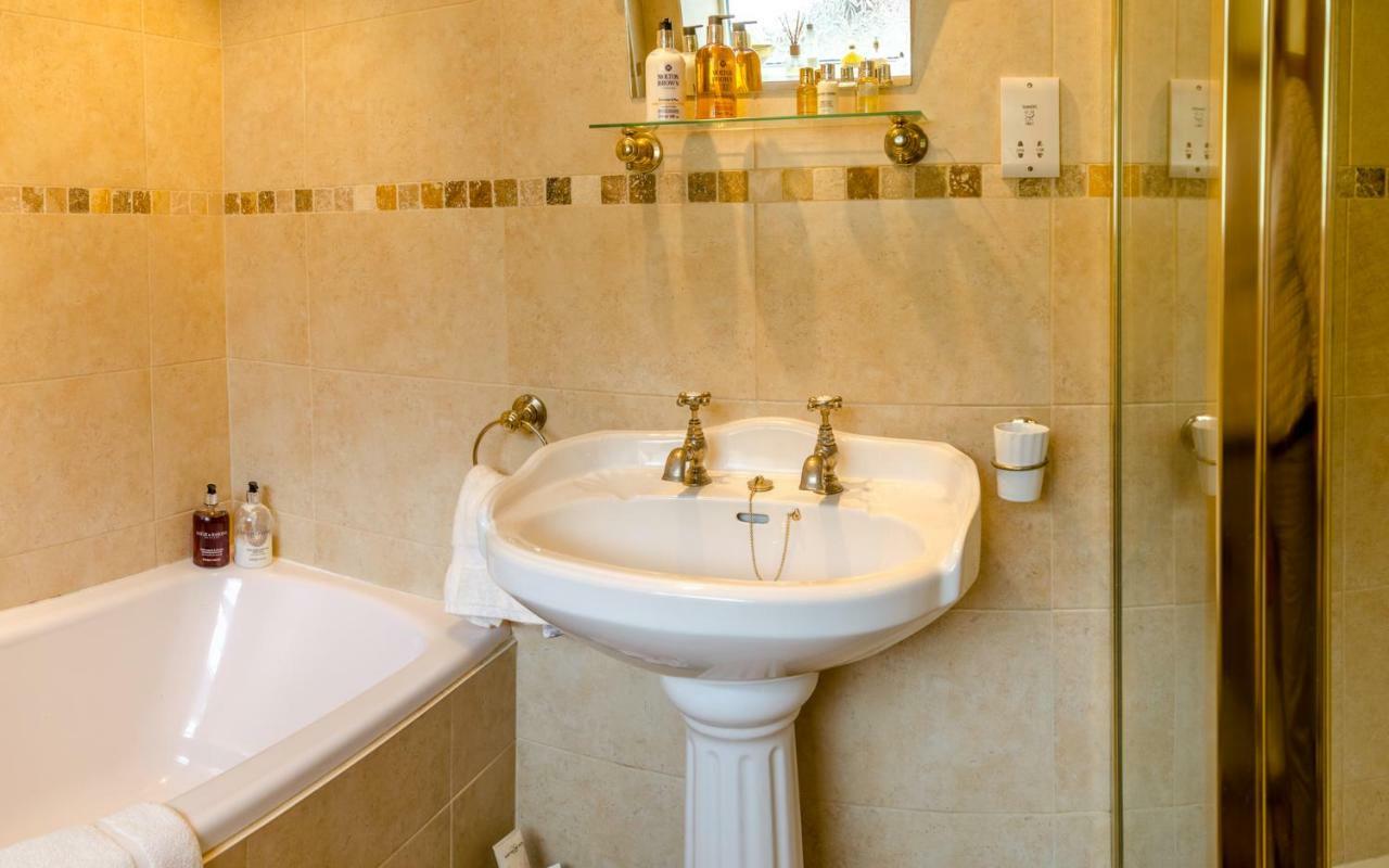 فندق Raikes Barn سكيبتون المظهر الخارجي الصورة